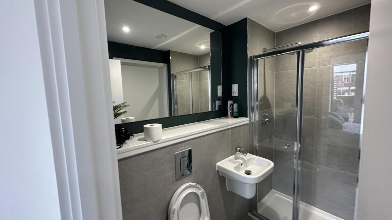 מנצ'סטר Lux Livin' Apartments - Luxury 2 Bed Apartment With Sky Garden מראה חיצוני תמונה