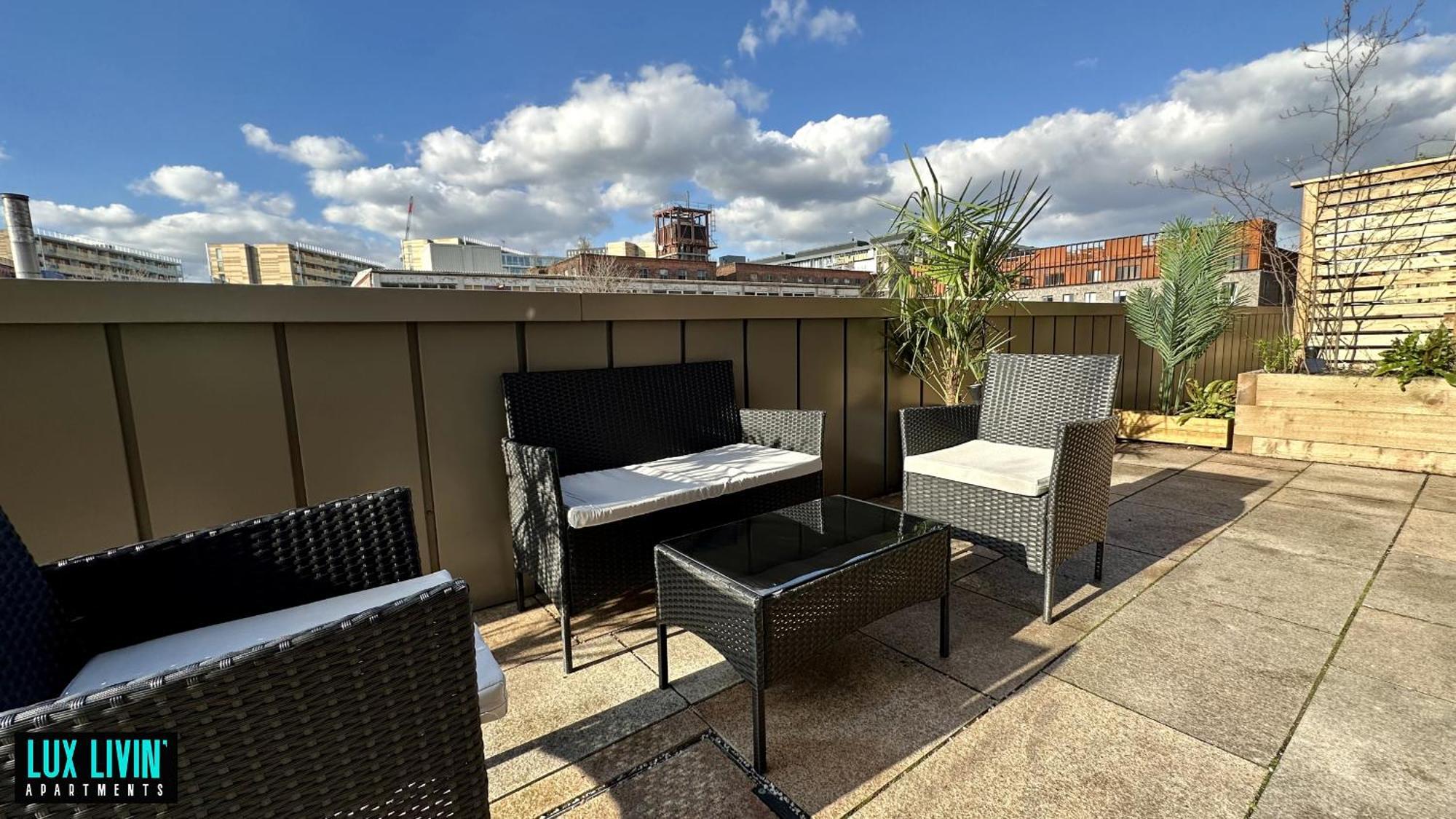 מנצ'סטר Lux Livin' Apartments - Luxury 2 Bed Apartment With Sky Garden חדר תמונה