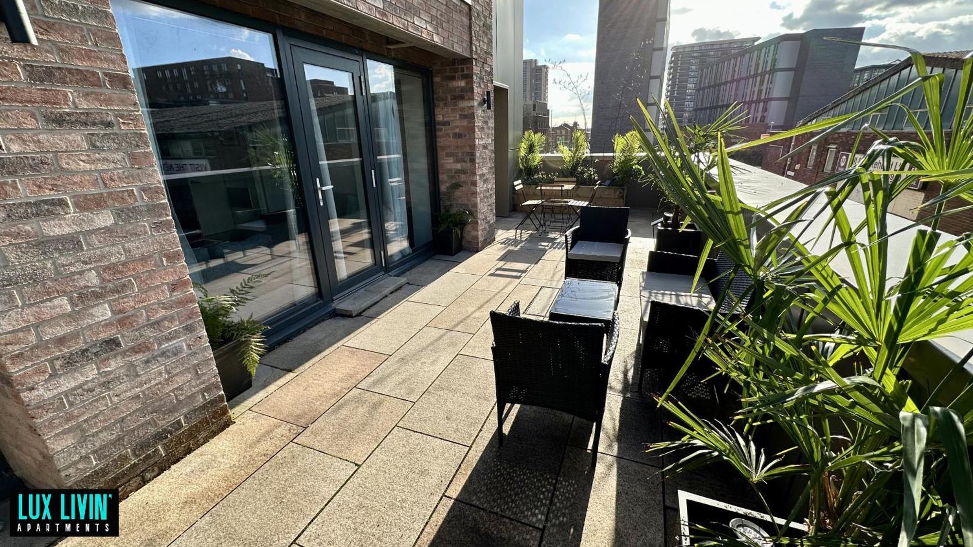 מנצ'סטר Lux Livin' Apartments - Luxury 2 Bed Apartment With Sky Garden חדר תמונה